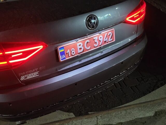 Сірий Фольксваген Пассат, об'ємом двигуна 0 л та пробігом 163 тис. км за 15000 $, фото 8 на Automoto.ua