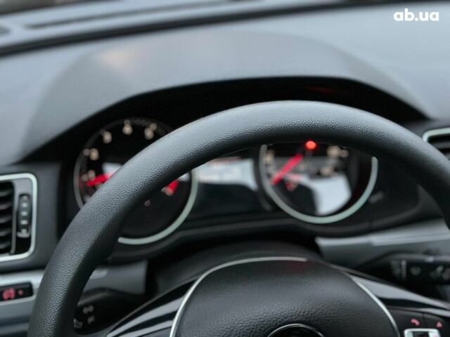 Серый Фольксваген Пассат, объемом двигателя 1.8 л и пробегом 109 тыс. км за 13490 $, фото 34 на Automoto.ua