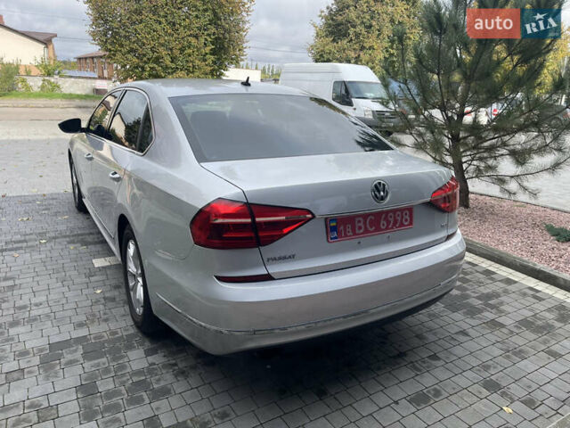 Серый Фольксваген Пассат, объемом двигателя 1.8 л и пробегом 290 тыс. км за 8999 $, фото 5 на Automoto.ua