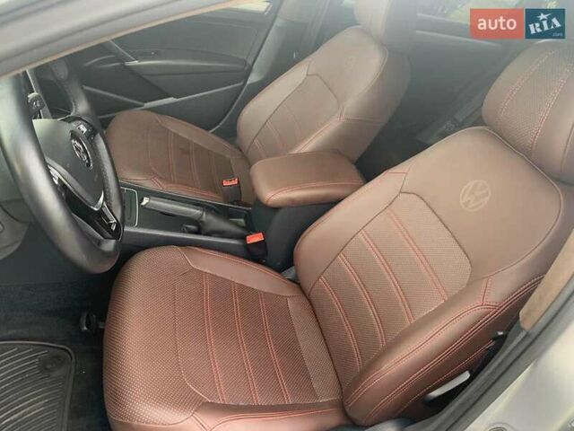 Сірий Фольксваген Пассат, об'ємом двигуна 1.8 л та пробігом 188 тис. км за 10999 $, фото 5 на Automoto.ua