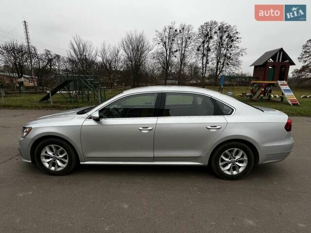 Серый Фольксваген Пассат, объемом двигателя 1.8 л и пробегом 190 тыс. км за 16000 $, фото 4 на Automoto.ua