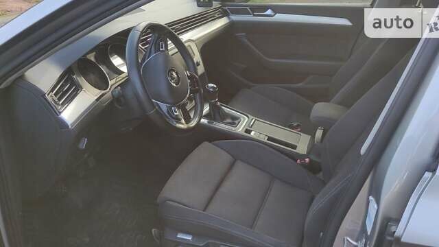 Серый Фольксваген Пассат, объемом двигателя 1.97 л и пробегом 223 тыс. км за 14700 $, фото 40 на Automoto.ua