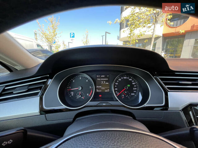 Серый Фольксваген Пассат, объемом двигателя 1.6 л и пробегом 297 тыс. км за 15000 $, фото 68 на Automoto.ua