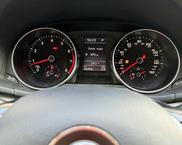 Серый Фольксваген Пассат, объемом двигателя 1.8 л и пробегом 67 тыс. км за 13699 $, фото 12 на Automoto.ua