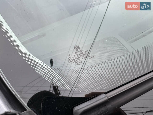 Серый Фольксваген Пассат, объемом двигателя 1.8 л и пробегом 209 тыс. км за 12490 $, фото 10 на Automoto.ua