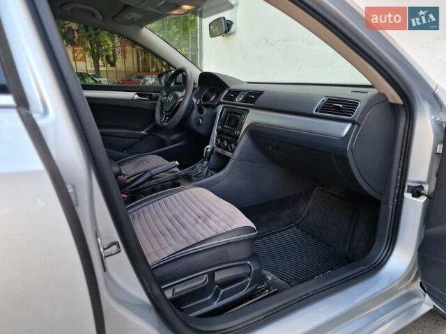 Серый Фольксваген Пассат, объемом двигателя 1.8 л и пробегом 169 тыс. км за 11490 $, фото 40 на Automoto.ua