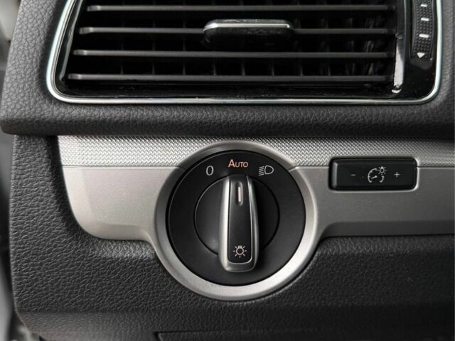 Серый Фольксваген Пассат, объемом двигателя 1.8 л и пробегом 172 тыс. км за 10299 $, фото 19 на Automoto.ua