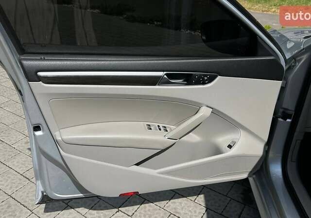 Сірий Фольксваген Пассат, об'ємом двигуна 1.8 л та пробігом 201 тис. км за 12500 $, фото 21 на Automoto.ua