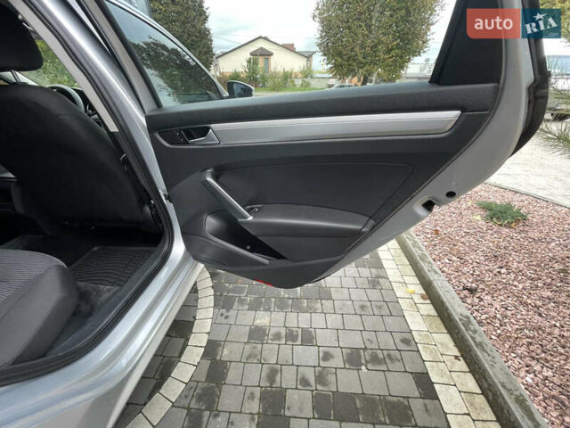 Серый Фольксваген Пассат, объемом двигателя 1.8 л и пробегом 290 тыс. км за 8999 $, фото 33 на Automoto.ua