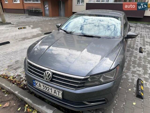 Серый Фольксваген Пассат, объемом двигателя 1.8 л и пробегом 104 тыс. км за 12000 $, фото 6 на Automoto.ua