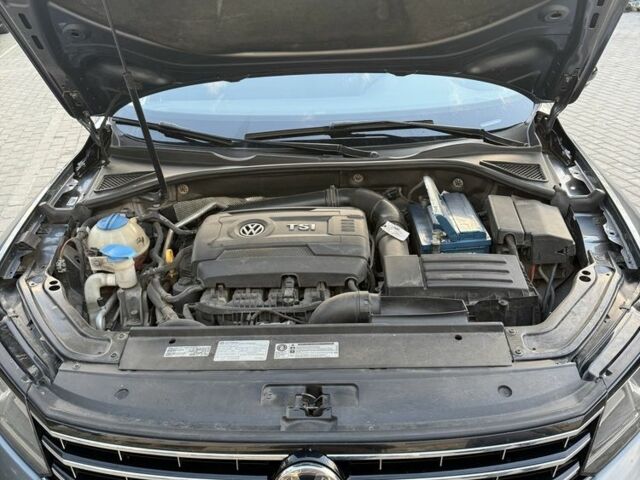 Серый Фольксваген Пассат, объемом двигателя 1.8 л и пробегом 140 тыс. км за 13100 $, фото 13 на Automoto.ua