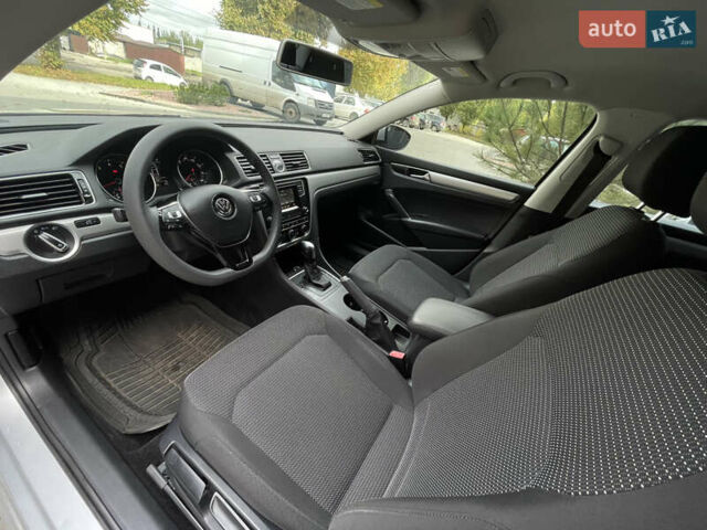 Серый Фольксваген Пассат, объемом двигателя 1.8 л и пробегом 290 тыс. км за 8999 $, фото 21 на Automoto.ua