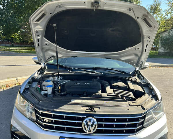 Серый Фольксваген Пассат, объемом двигателя 1.8 л и пробегом 157 тыс. км за 14800 $, фото 10 на Automoto.ua