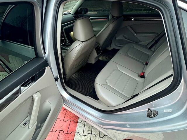 Сірий Фольксваген Пассат, об'ємом двигуна 1.8 л та пробігом 150 тис. км за 14550 $, фото 6 на Automoto.ua