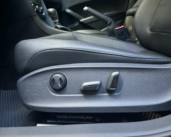 Серый Фольксваген Пассат, объемом двигателя 1.8 л и пробегом 165 тыс. км за 14200 $, фото 10 на Automoto.ua