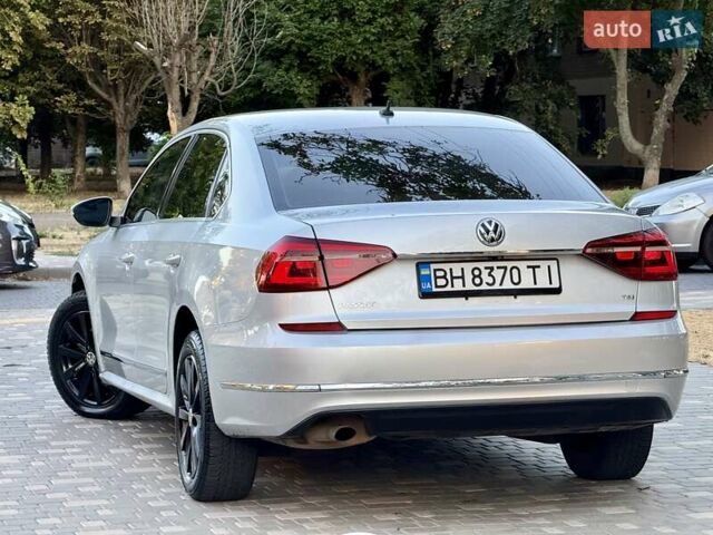 Серый Фольксваген Пассат, объемом двигателя 1.8 л и пробегом 239 тыс. км за 10700 $, фото 17 на Automoto.ua