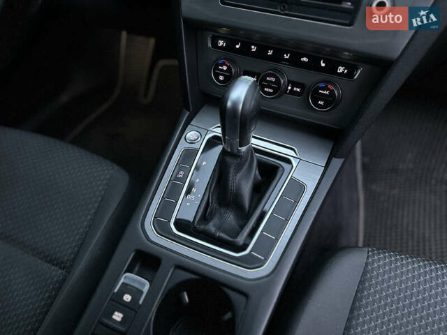 Серый Фольксваген Пассат, объемом двигателя 1.4 л и пробегом 274 тыс. км за 12900 $, фото 22 на Automoto.ua