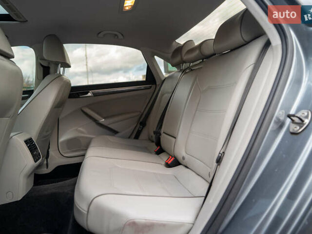 Фольксваген Пассат 2016 в Киеве на Automoto.ua Серый Фольксваген Пассат, объемом двигателя 1.8 л и пробегом 180 тыс. км за 12900 $, фото 29 на Automoto.ua