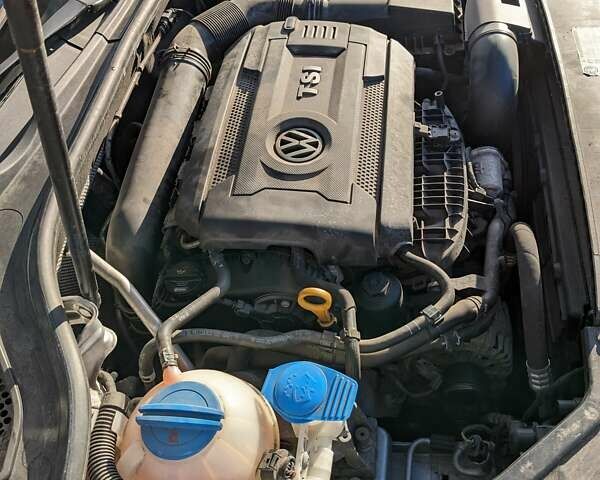 Серый Фольксваген Пассат, объемом двигателя 0 л и пробегом 123 тыс. км за 14500 $, фото 24 на Automoto.ua