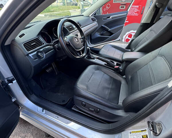 Фольксваген Пассат 2016 в Киеве на Automoto.ua Серый Фольксваген Пассат, объемом двигателя 1.8 л и пробегом 153 тыс. км за 15200 $, фото 30 на Automoto.ua