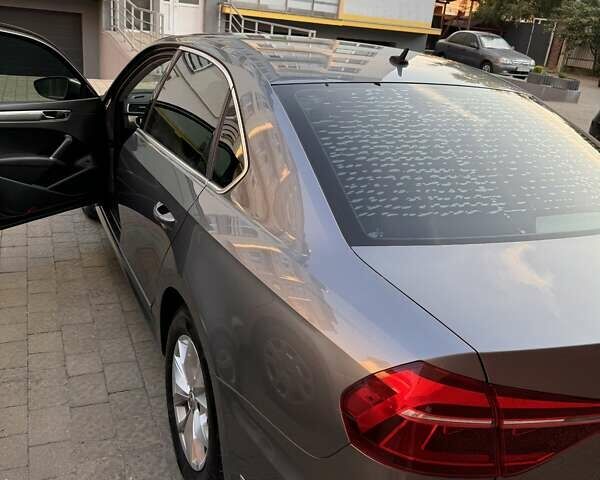 Серый Фольксваген Пассат, объемом двигателя 1.8 л и пробегом 67 тыс. км за 13699 $, фото 10 на Automoto.ua