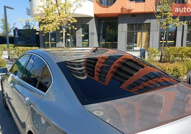 Серый Фольксваген Пассат, объемом двигателя 1.6 л и пробегом 297 тыс. км за 15000 $, фото 9 на Automoto.ua