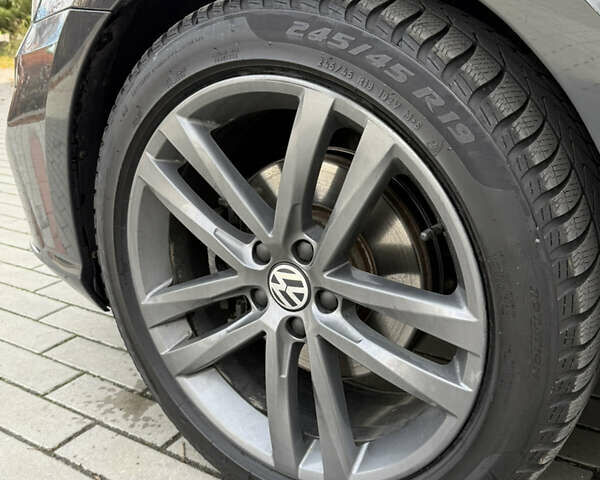 Фольксваген Пассат 2016 в Ужгороде на Automoto.ua Серый Фольксваген Пассат, объемом двигателя 1.8 л и пробегом 226 тыс. км за 13900 $, фото 7 на Automoto.ua