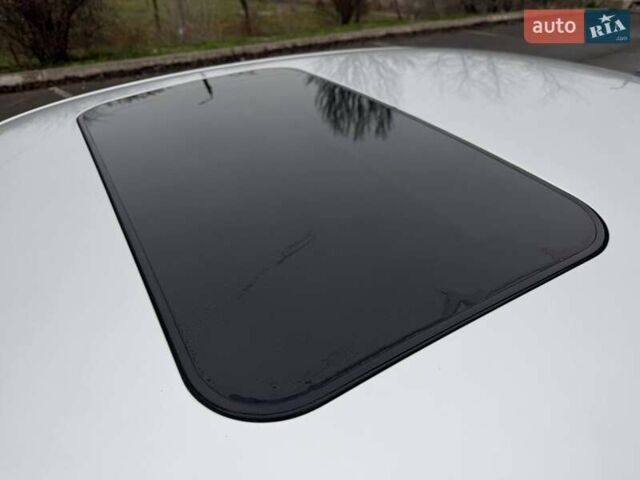 Серый Фольксваген Пассат, объемом двигателя 1.8 л и пробегом 185 тыс. км за 12800 $, фото 47 на Automoto.ua