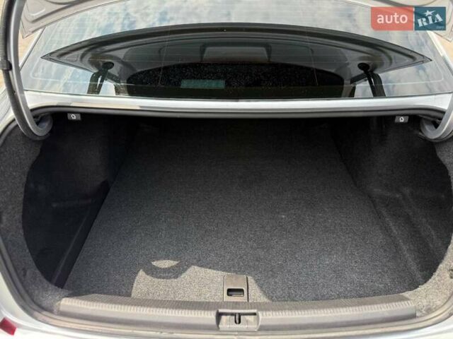 Серый Фольксваген Пассат, объемом двигателя 1.78 л и пробегом 177 тыс. км за 12400 $, фото 38 на Automoto.ua