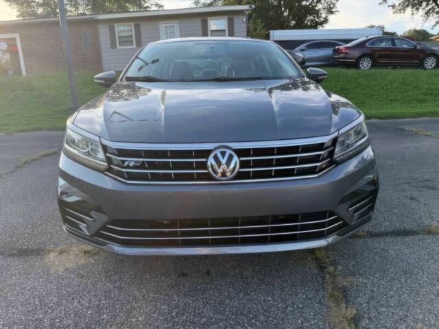 Серый Фольксваген Пассат, объемом двигателя 1.8 л и пробегом 72 тыс. км за 7200 $, фото 1 на Automoto.ua