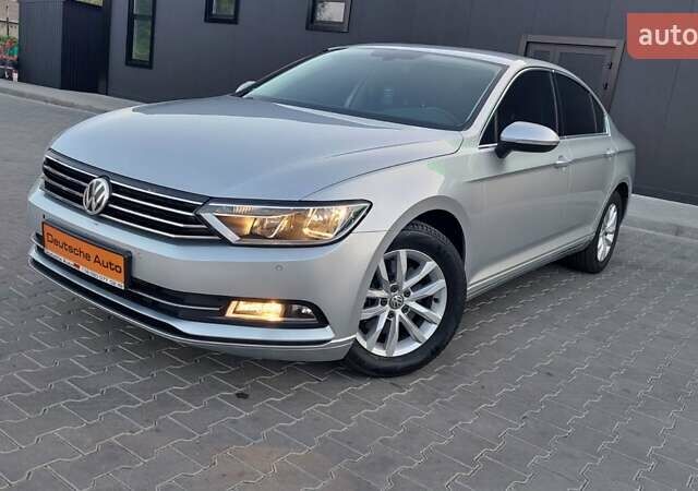 Серый Фольксваген Пассат, объемом двигателя 0 л и пробегом 196 тыс. км за 13777 $, фото 17 на Automoto.ua