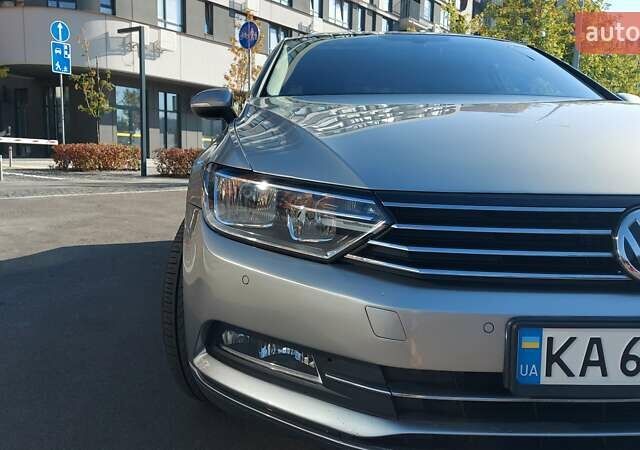 Серый Фольксваген Пассат, объемом двигателя 1.6 л и пробегом 297 тыс. км за 15000 $, фото 23 на Automoto.ua