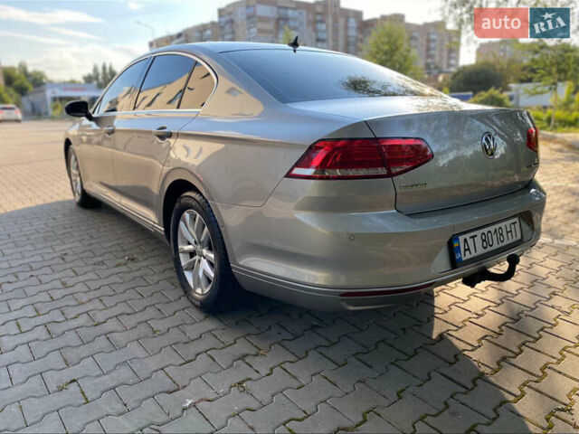 Серый Фольксваген Пассат, объемом двигателя 1.6 л и пробегом 313 тыс. км за 12900 $, фото 6 на Automoto.ua