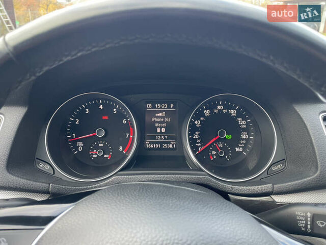 Серый Фольксваген Пассат, объемом двигателя 1.8 л и пробегом 165 тыс. км за 15200 $, фото 7 на Automoto.ua