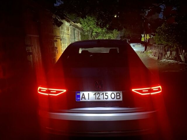 Серый Фольксваген Пассат, объемом двигателя 1.8 л и пробегом 104 тыс. км за 15000 $, фото 3 на Automoto.ua