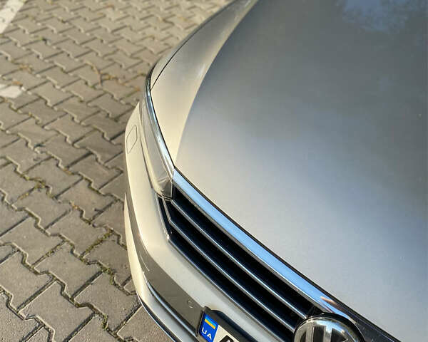 Серый Фольксваген Пассат, объемом двигателя 1.6 л и пробегом 313 тыс. км за 12900 $, фото 12 на Automoto.ua