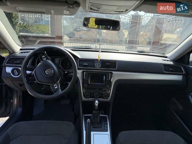 Серый Фольксваген Пассат, объемом двигателя 1.8 л и пробегом 194 тыс. км за 10700 $, фото 21 на Automoto.ua