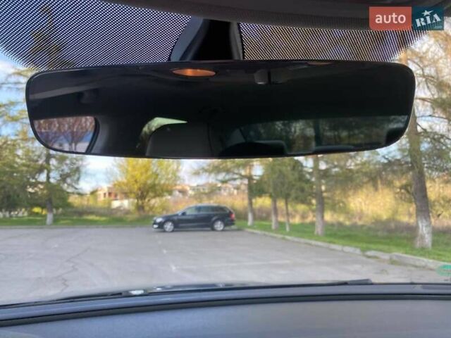 Серый Фольксваген Пассат, объемом двигателя 1.8 л и пробегом 185 тыс. км за 14800 $, фото 18 на Automoto.ua