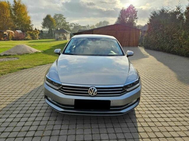 Серый Фольксваген Пассат, объемом двигателя 1.8 л и пробегом 159 тыс. км за 6900 $, фото 2 на Automoto.ua