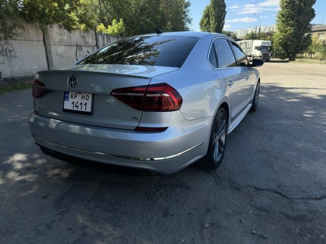 Серый Фольксваген Пассат, объемом двигателя 1.8 л и пробегом 146 тыс. км за 13800 $, фото 3 на Automoto.ua