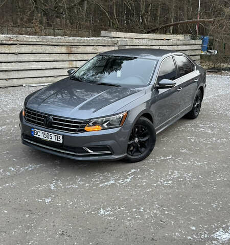 Серый Фольксваген Пассат, объемом двигателя 1.8 л и пробегом 154 тыс. км за 12500 $, фото 17 на Automoto.ua