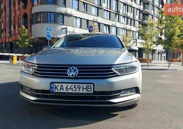 Серый Фольксваген Пассат, объемом двигателя 1.6 л и пробегом 297 тыс. км за 15000 $, фото 20 на Automoto.ua