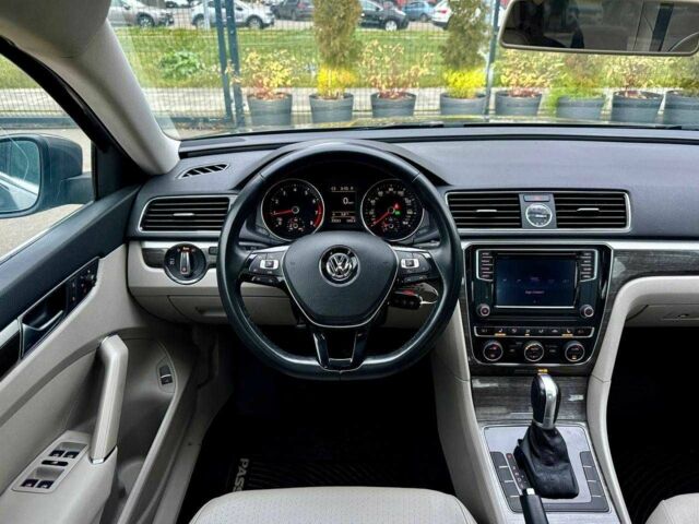 Сірий Фольксваген Пассат, об'ємом двигуна 1.8 л та пробігом 43 тис. км за 14800 $, фото 11 на Automoto.ua