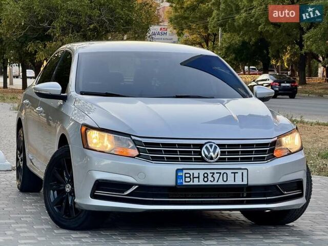 Серый Фольксваген Пассат, объемом двигателя 1.8 л и пробегом 239 тыс. км за 10700 $, фото 27 на Automoto.ua
