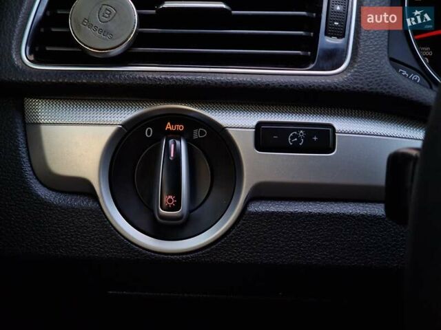 Серый Фольксваген Пассат, объемом двигателя 1.8 л и пробегом 169 тыс. км за 11490 $, фото 53 на Automoto.ua