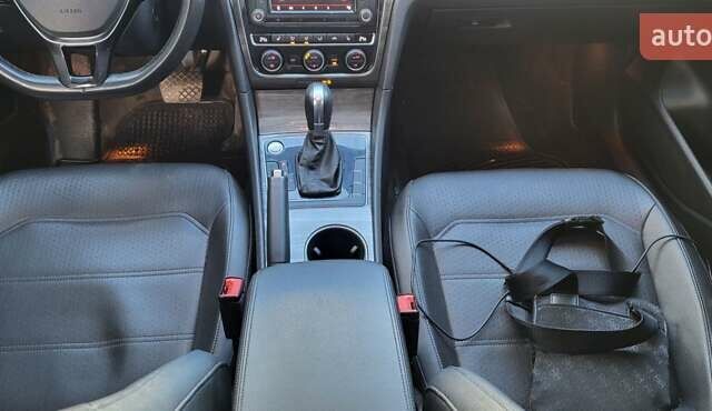 Сірий Фольксваген Пассат, об'ємом двигуна 1.8 л та пробігом 163 тис. км за 15500 $, фото 7 на Automoto.ua