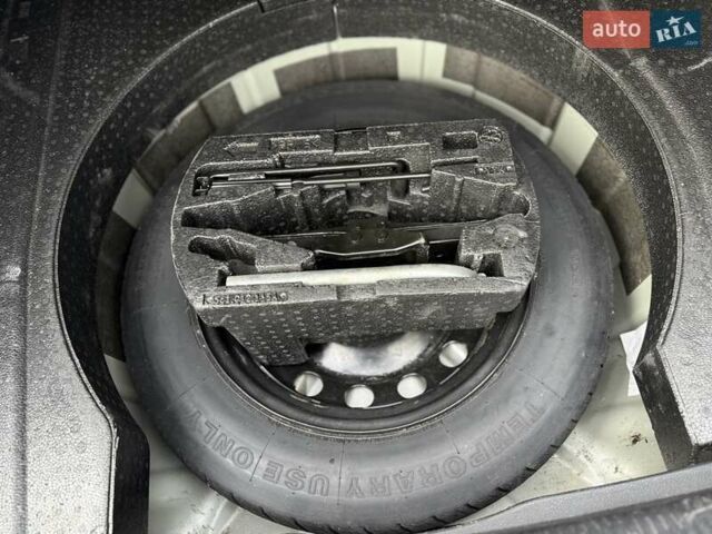 Сірий Фольксваген Пассат, об'ємом двигуна 1.8 л та пробігом 113 тис. км за 12200 $, фото 25 на Automoto.ua