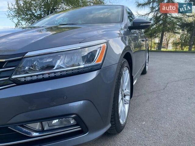 Сірий Фольксваген Пассат, об'ємом двигуна 1.8 л та пробігом 185 тис. км за 14500 $, фото 6 на Automoto.ua