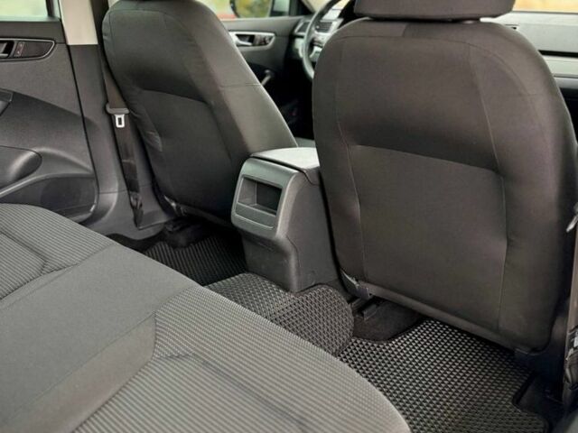 Серый Фольксваген Пассат, объемом двигателя 1.8 л и пробегом 172 тыс. км за 10299 $, фото 11 на Automoto.ua