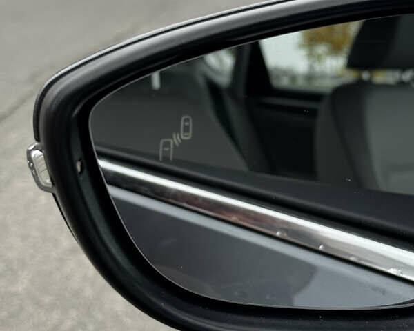 Серый Фольксваген Пассат, объемом двигателя 1.8 л и пробегом 129 тыс. км за 14000 $, фото 13 на Automoto.ua